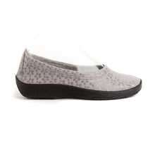 Load image into Gallery viewer, A&#39;rcopedico L15 Slip On Flats